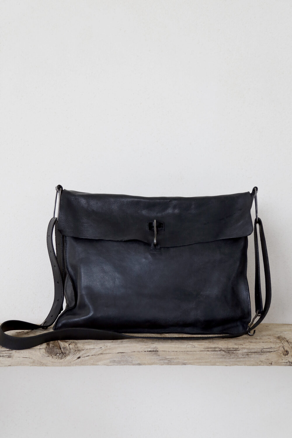 Aged Bags Archivi - Tagliovivo | Artisanal Leather Bags